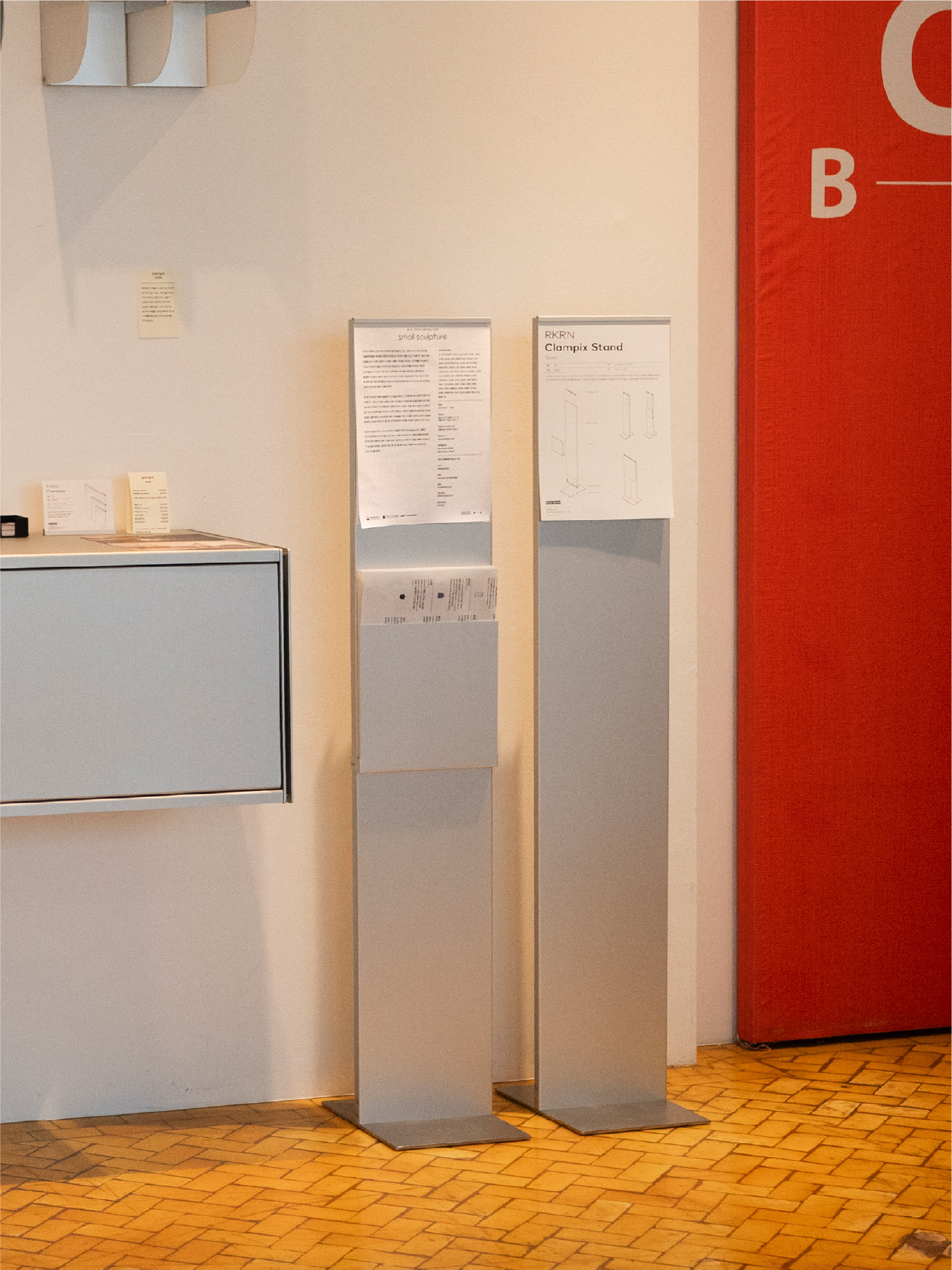 ClampixStandPocket_a1